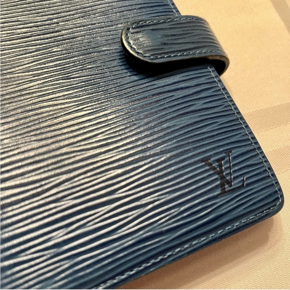 Louis Vuitton Blue Epi Small Agenda Cover
MINT EUC - Picture 5 of 17